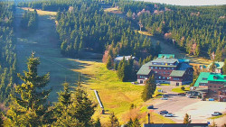 Panorama Jižní svahy, Hotel, Nástup