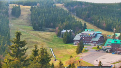 Panorama Jižní svahy, Hotel, Nástup