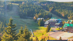 Panorama Jižní svahy, Hotel, Nástup