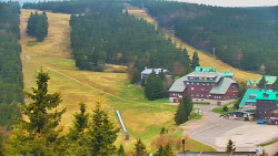 Panorama Jižní svahy, Hotel, Nástup