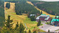 Panorama Jižní svahy, Hotel, Nástup
