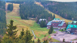 Panorama Jižní svahy, Hotel, Nástup