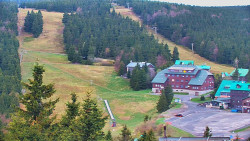 Panorama Jižní svahy, Hotel, Nástup