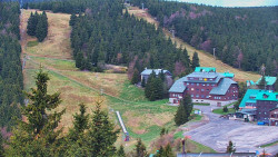 Panorama Jižní svahy, Hotel, Nástup