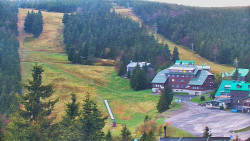 Panorama Jižní svahy, Hotel, Nástup