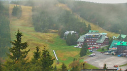 Panorama Jižní svahy, Hotel, Nástup