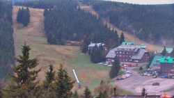Panorama Jižní svahy, Hotel, Nástup