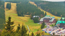 Panorama Jižní svahy, Hotel, Nástup