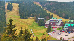 Panorama Jižní svahy, Hotel, Nástup