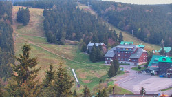 Panorama Jižní svahy, Hotel, Nástup