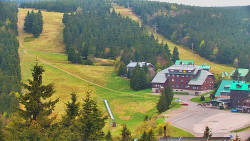 Panorama Jižní svahy, Hotel, Nástup