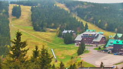 Panorama Jižní svahy, Hotel, Nástup