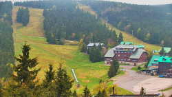 Panorama Jižní svahy, Hotel, Nástup