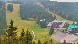 Panorama Jižní svahy, Hotel, Nástup