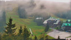 Panorama Jižní svahy, Hotel, Nástup