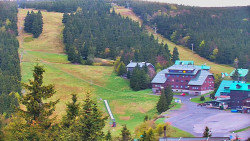 Panorama Jižní svahy, Hotel, Nástup