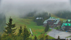 Panorama Jižní svahy, Hotel, Nástup