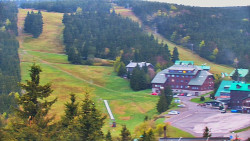 Panorama Jižní svahy, Hotel, Nástup