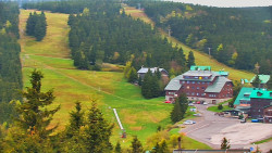Panorama Jižní svahy, Hotel, Nástup