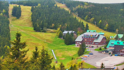 Panorama Jižní svahy, Hotel, Nástup