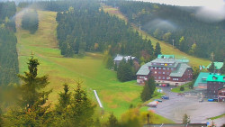 Panorama Jižní svahy, Hotel, Nástup
