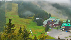 Panorama Jižní svahy, Hotel, Nástup