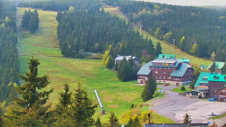 Panorama Jižní svahy, Hotel, Nástup