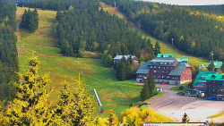 Panorama Jižní svahy, Hotel, Nástup