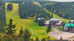 Panorama Jižní svahy, Hotel, Nástup