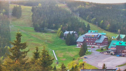 Panorama Jižní svahy, Hotel, Nástup