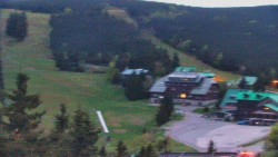 Panorama Jižní svahy, Hotel, Nástup