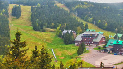 Panorama Jižní svahy, Hotel, Nástup
