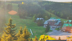 Panorama Jižní svahy, Hotel, Nástup