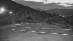 Panorama Jižní svahy, Hotel, Nástup