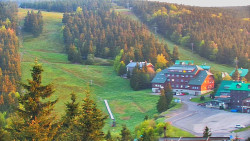 Panorama Jižní svahy, Hotel, Nástup