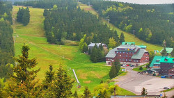 Panorama Jižní svahy, Hotel, Nástup