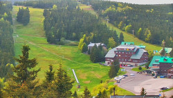 Panorama Jižní svahy, Hotel, Nástup