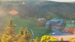Panorama Jižní svahy, Hotel, Nástup