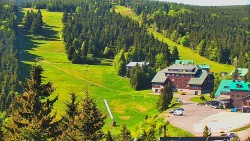 Panorama Jižní svahy, Hotel, Nástup