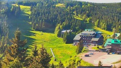Panorama Jižní svahy, Hotel, Nástup
