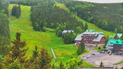 Panorama Jižní svahy, Hotel, Nástup