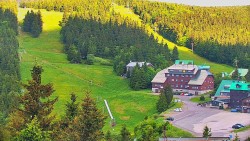 Panorama Jižní svahy, Hotel, Nástup