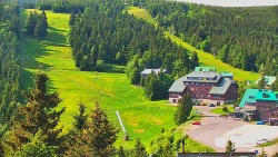 Panorama Jižní svahy, Hotel, Nástup