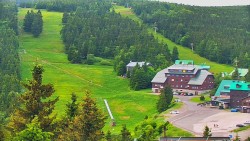 Panorama Jižní svahy, Hotel, Nástup