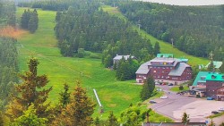 Panorama Jižní svahy, Hotel, Nástup