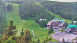 Panorama Jižní svahy, Hotel, Nástup