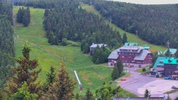 Panorama Jižní svahy, Hotel, Nástup