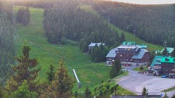 Panorama Jižní svahy, Hotel, Nástup