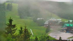 Panorama Jižní svahy, Hotel, Nástup