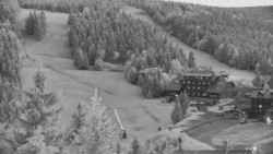 Panorama Jižní svahy, Hotel, Nástup